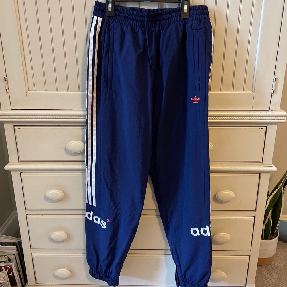 Adidas track pants 💙💙💙